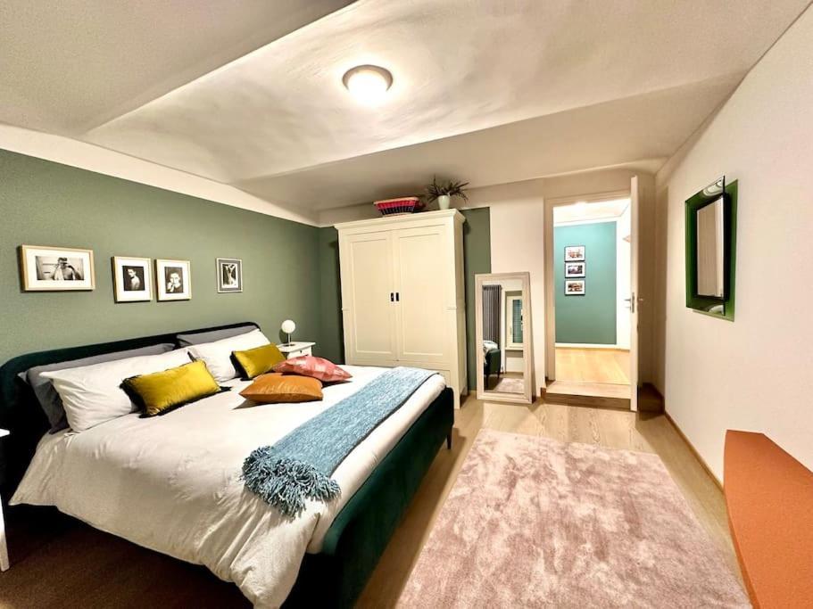 Dimora Roe Appartement Monticello d'Alba Buitenkant foto