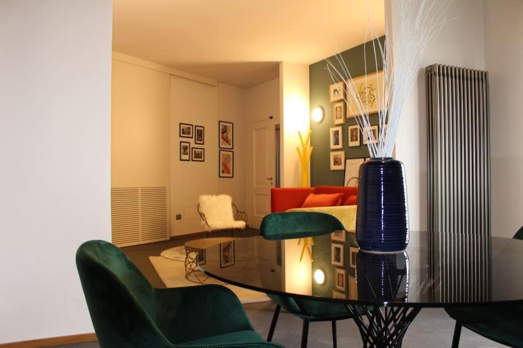 Dimora Roe Appartement Monticello d'Alba Buitenkant foto